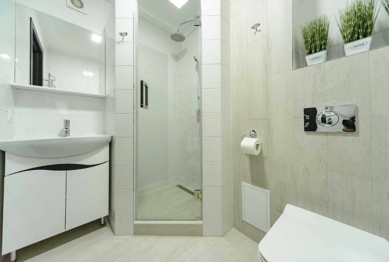 Artal Apartment On Iordanskaya 22 Kiew Exterior foto